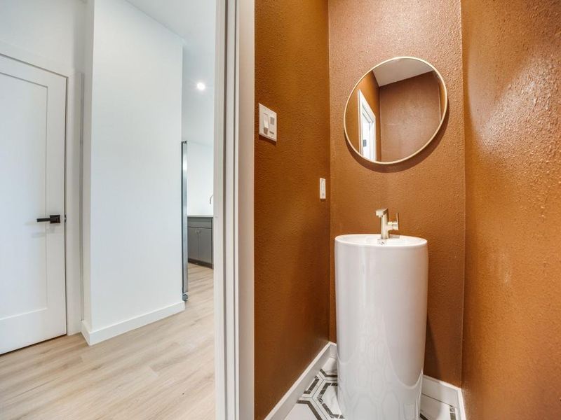 Furnished interior view inside a new home in , Dallas (Image 4).