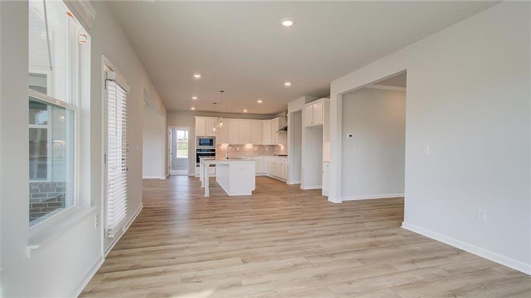 Spacious, unfurnished interior of a new home in Brighton, Locust Grove (Image 26).