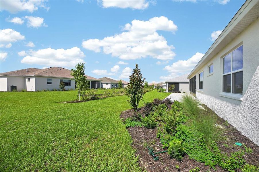Exterior details and patio area of a home in , Ocala (Image 36).