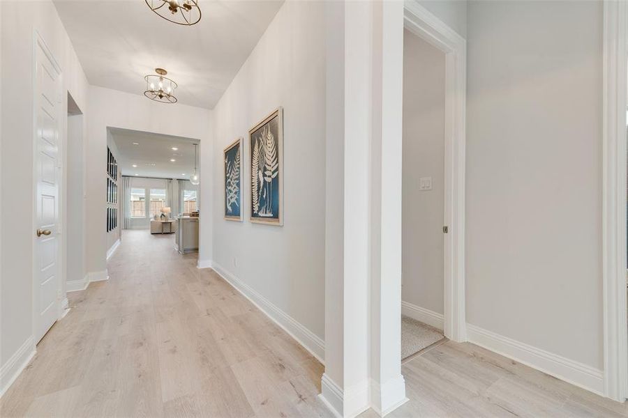 Spacious, unfurnished interior of a new home in Bayside, Rowlett (Image 23).