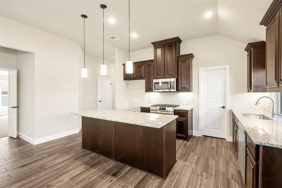 Furnished interior view inside a new home in Maplewood, Glenn Heights (Image 14).