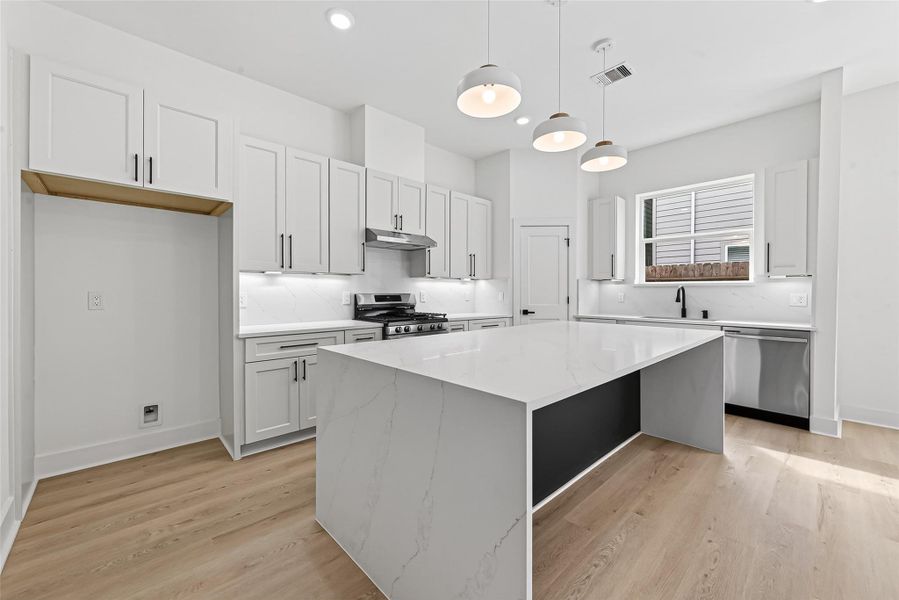 Furnished interior view inside a new home in , Houston (Image 8).