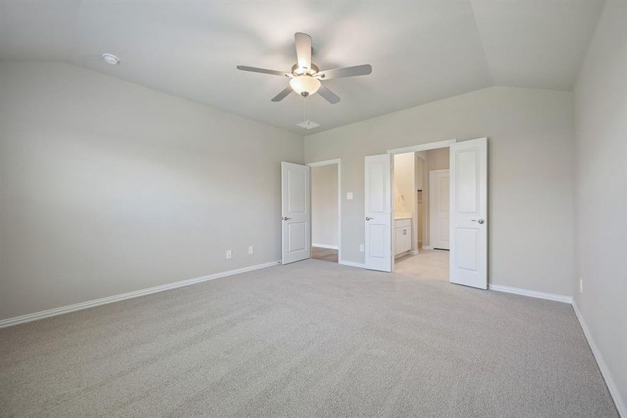 Spacious, unfurnished interior of a new home in Parks at Foster Crossing - Signature Series, Anna (Image 32). Spacious, unfurnished interior of a new home in Parks at Foster Crossing - Signature Series, Anna (Image 32).