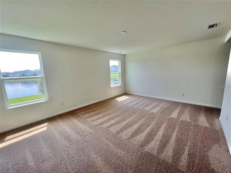 Spacious, unfurnished interior of a new home in Whiteview Village, Palm Coast (Image 10).