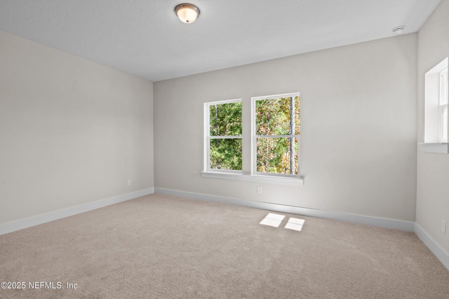 Spacious, unfurnished interior of a new home in SilverLeaf, St. Augustine (Image 38).