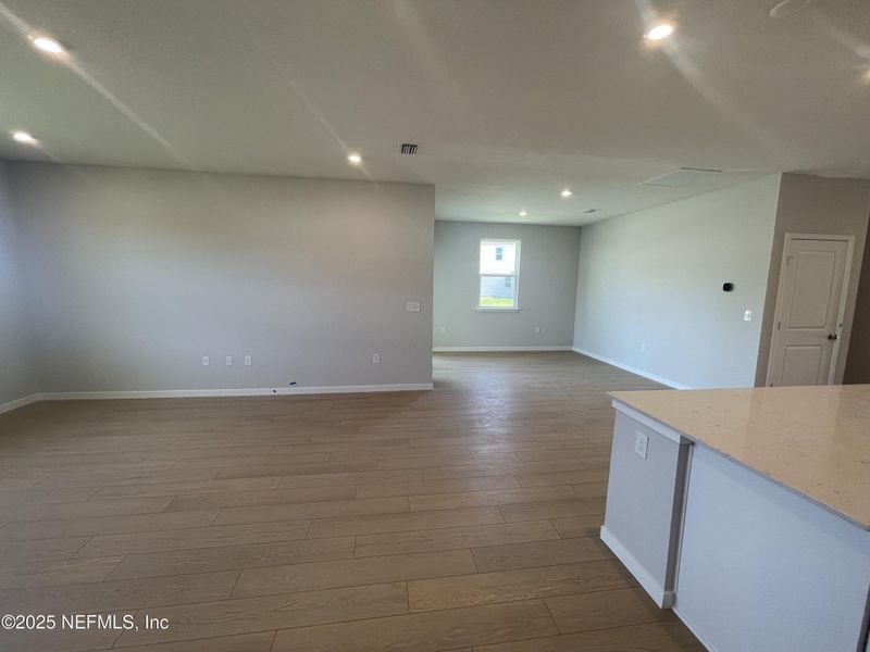 Spacious, unfurnished interior of a new home in Magnolia Series at Seminole Palms, Palm Coast (Image 17).