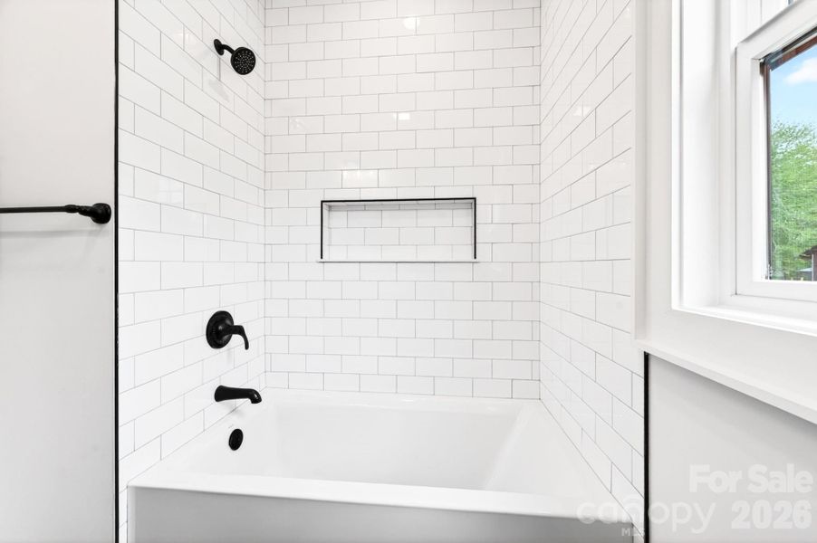 Full second bath with tub