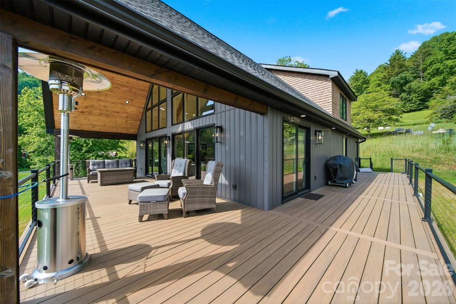 Exterior details and patio area of a home in , Newland (Image 22).
