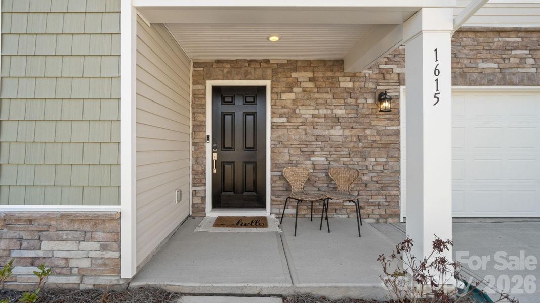 Exterior details and patio area of a home in Walkers Mill, Edgemoor (Image 4).