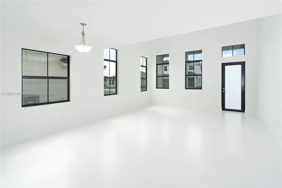 Image 22 of a home in .