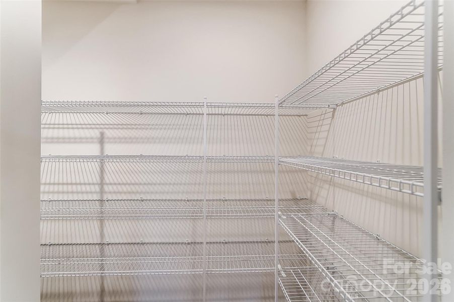 Spacious, unfurnished interior of a new home in Cheyney, Charlotte (Image 40).