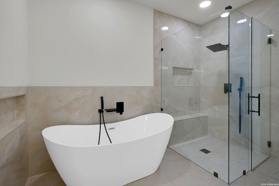 Furnished interior view inside a new home in , Fischer (Image 16).