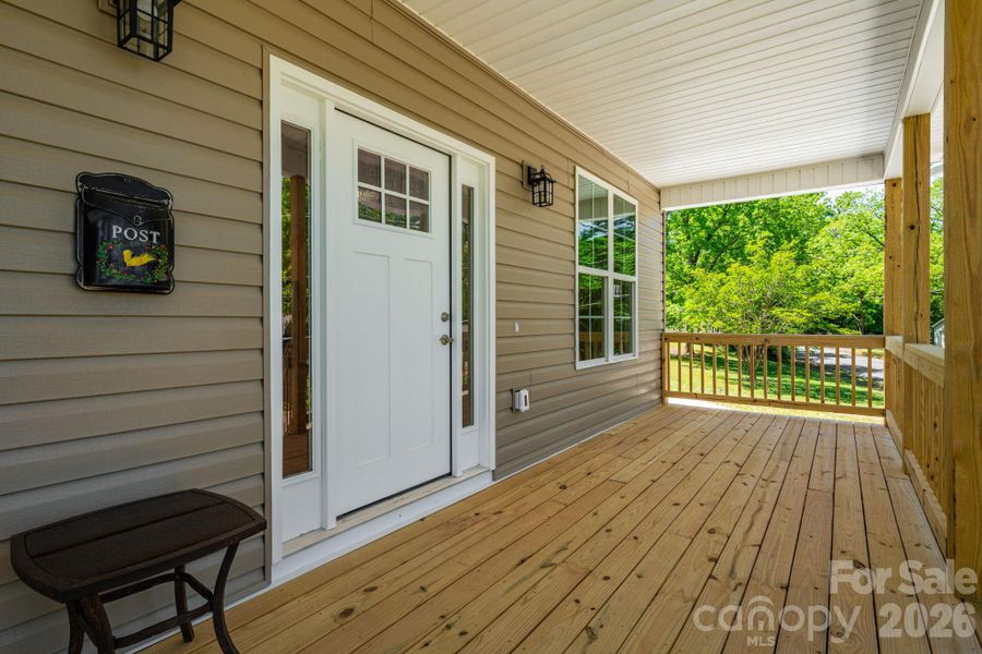 Exterior details and patio area of a home in , Forest City (Image 18).
