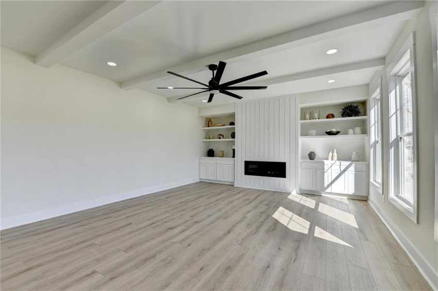 Spacious, unfurnished interior of a new home in , Jefferson (Image 27).