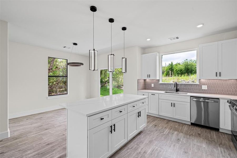 Furnished interior view inside a new home in , Granbury (Image 7).