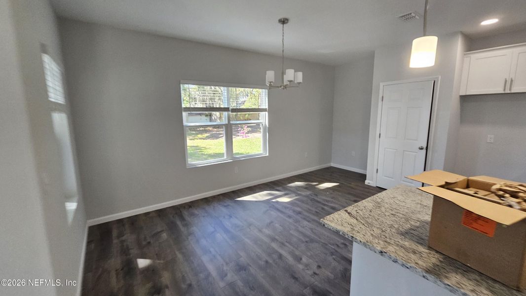 Spacious, unfurnished interior of a new home in , Orange Park (Image 16).