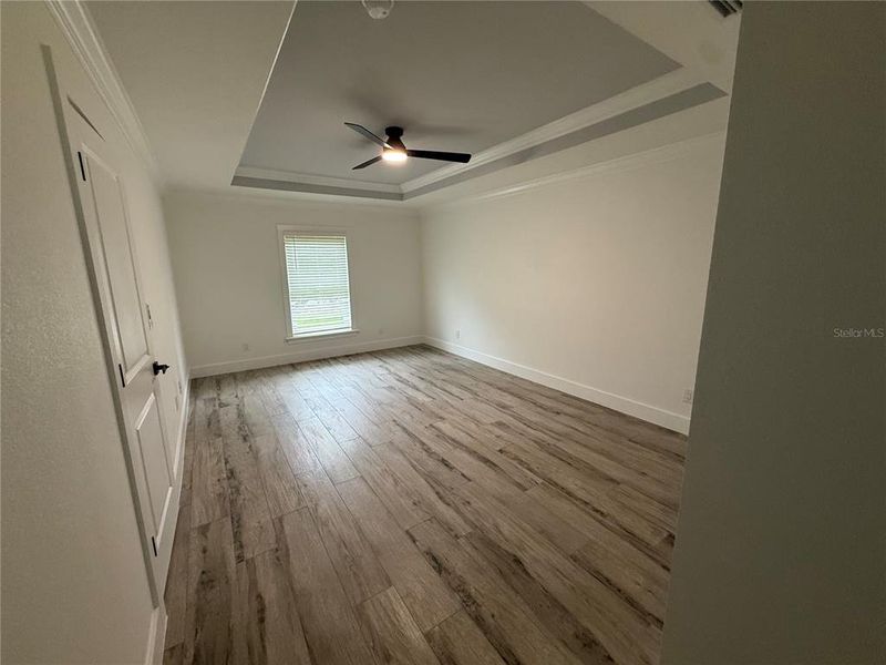Spacious, unfurnished interior of a new home in , Port Charlotte (Image 27).