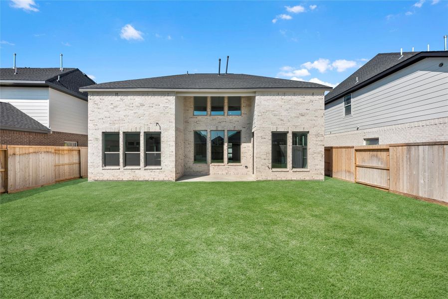 Exterior details and patio area of a home in Jordan Ranch – 50', Katy (Image 2). Exterior details and patio area of a home in Jordan Ranch – 50', Katy (Image 2).