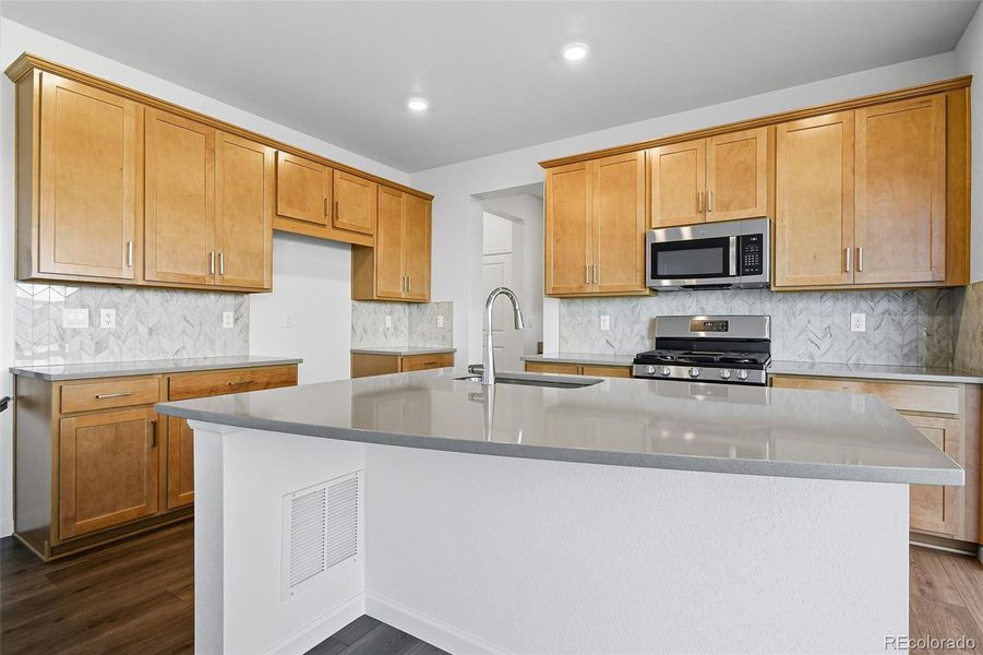 16937 W 92nd Drive ~ Ready Now 16937 W 92nd Drive ~ Ready Now