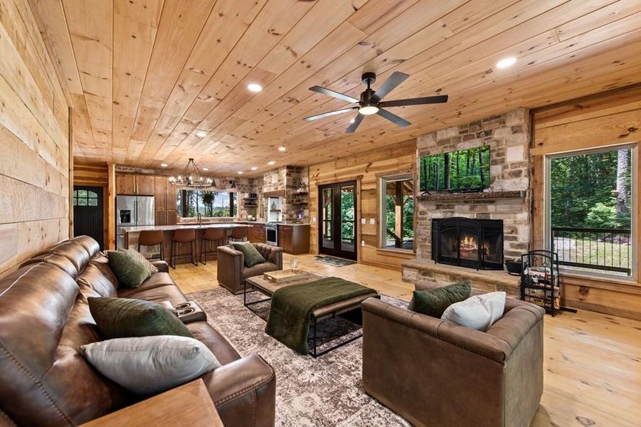Community amenities in , Ellijay (Image 34).