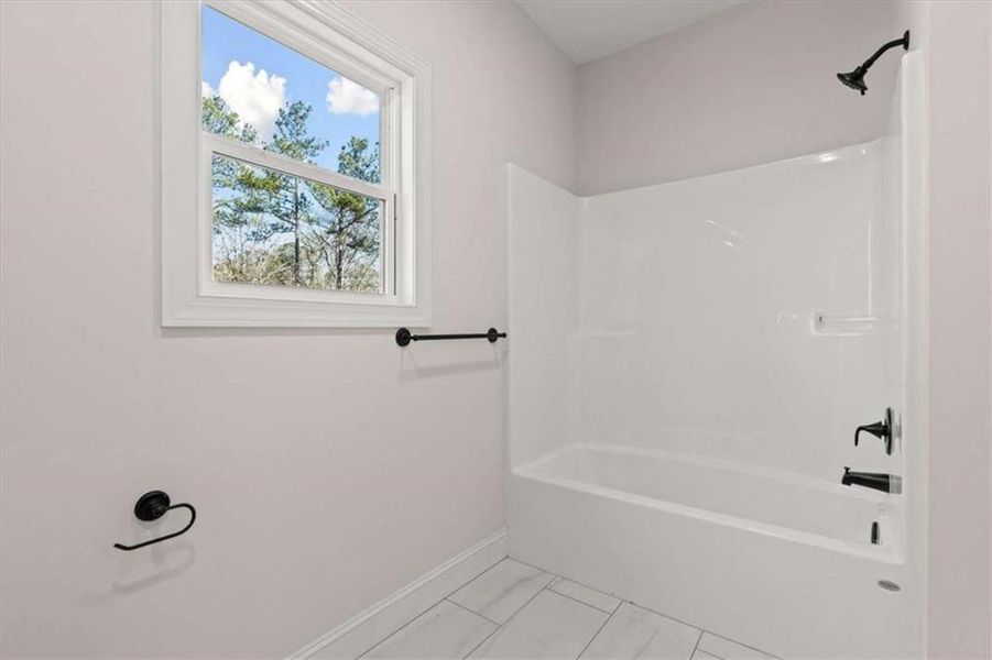 Spacious, unfurnished interior of a new home in , Villa Rica (Image 33).