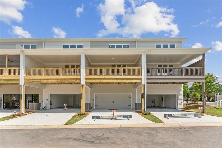 Image 33 of a home in East Park Village. Image 33 of a home in East Park Village.