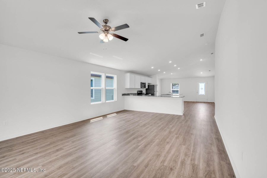 Spacious, unfurnished interior of a new home in , Jacksonville (Image 16). Spacious, unfurnished interior of a new home in , Jacksonville (Image 16).