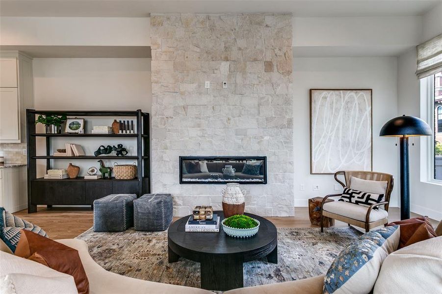 Furnished interior view inside a new home in , Grapevine (Image 13).