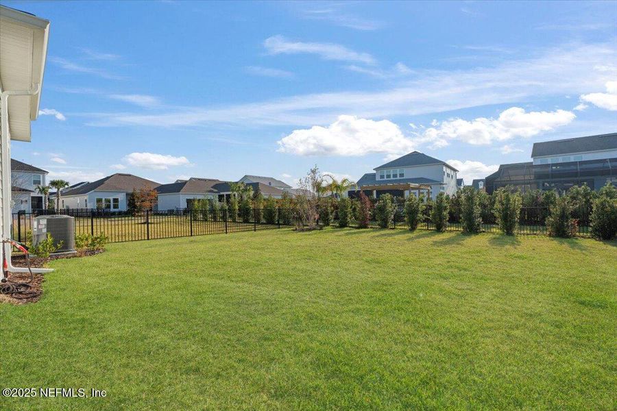 Exterior details and patio area of a home in , Jacksonville (Image 35).
