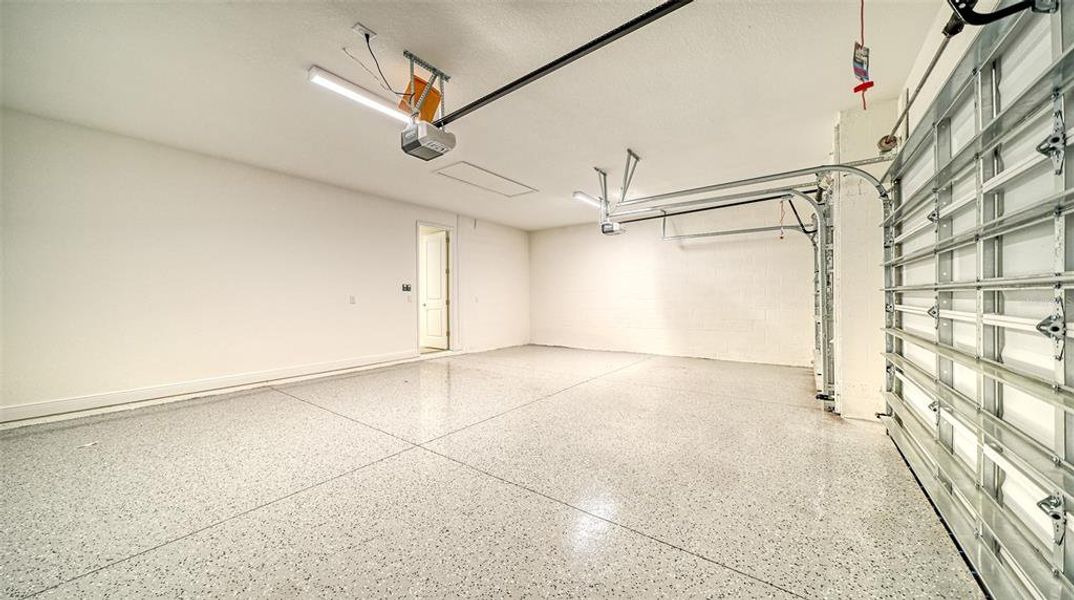 Spacious, unfurnished interior of a new home in Palm Grove, Lakewood Ranch (Image 34).