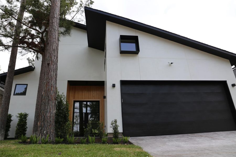 Front exterior of a new home in , Montgomery, TX, highlighting curb appeal (Image 28).