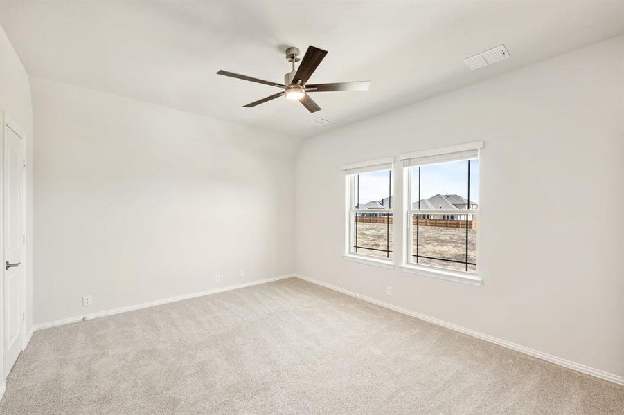 Spacious, unfurnished interior of a new home in Somerset, Mansfield (Image 38).