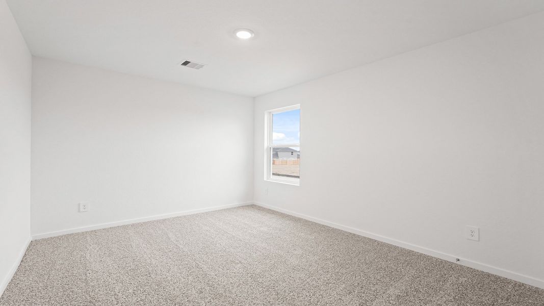 Spacious, unfurnished interior of a new home in Sunterra, Katy (Image 18).