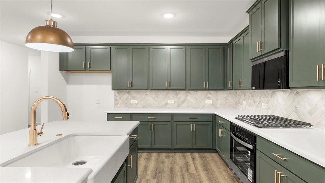 11. 1317 Rothland - Kitchen (3)