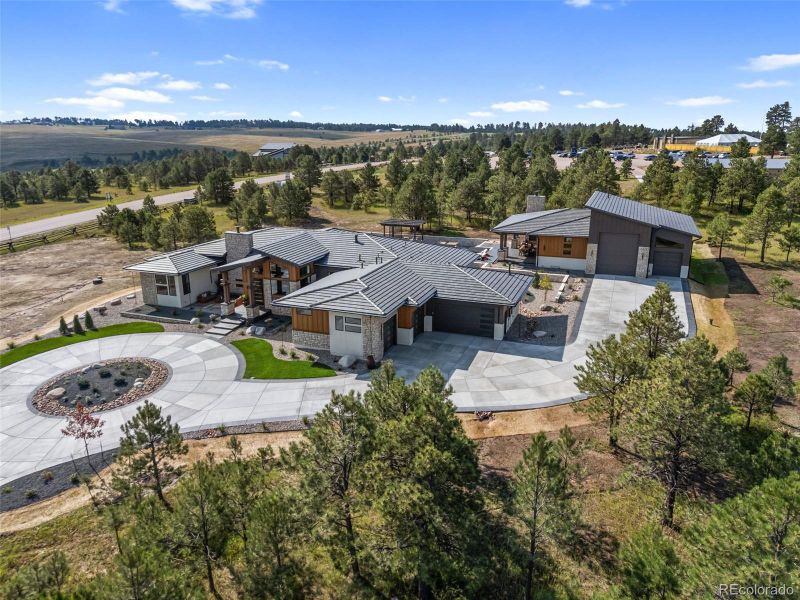 Image 44 of a home in .