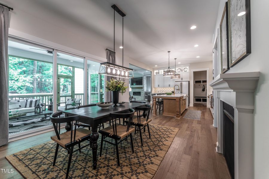 10. HHHunt Homes Crawford- kitchen- Brea