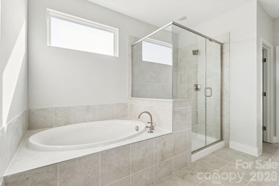 Furnished interior view inside a new home in Stonemill, Monroe (Image 4).