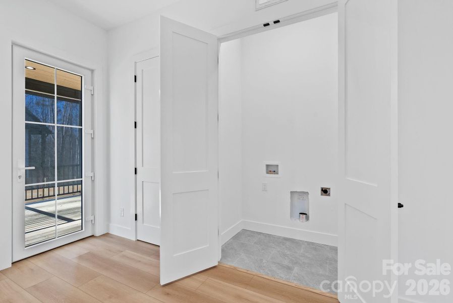 Spacious, unfurnished interior of a new home in , Fletcher (Image 27).