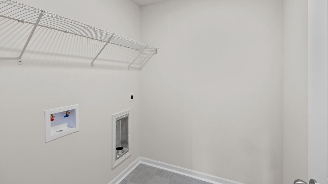 Spacious, unfurnished interior of a new home in Tyler - Home on the Lake, New Bern (Image 25).