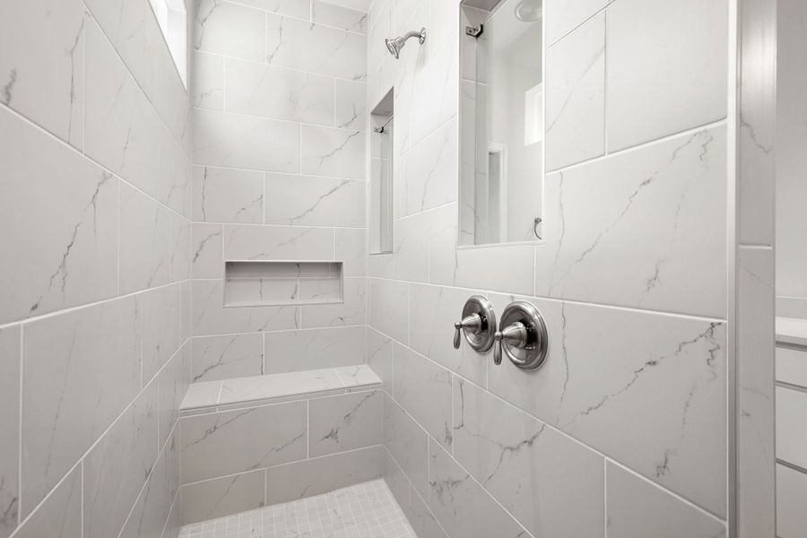 Image 27 of a home in Waterways.