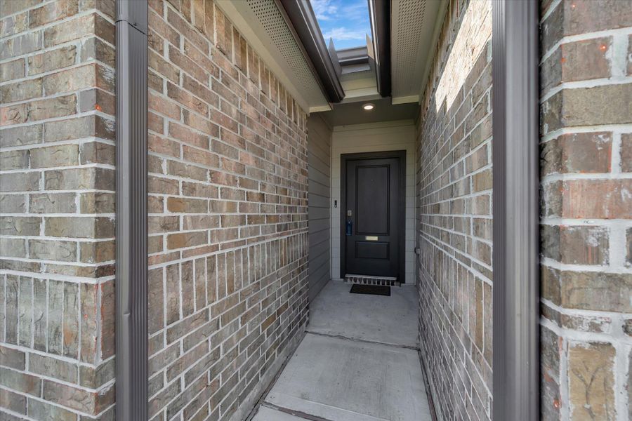 Exterior details and patio area of a home in Central Park, Texas City (Image 3). Exterior details and patio area of a home in Central Park, Texas City (Image 3).