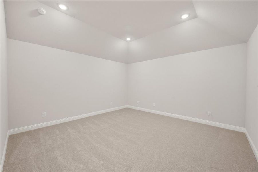 Spacious, unfurnished interior of a new home in Wind Ridge, Midlothian (Image 24). Spacious, unfurnished interior of a new home in Wind Ridge, Midlothian (Image 24).