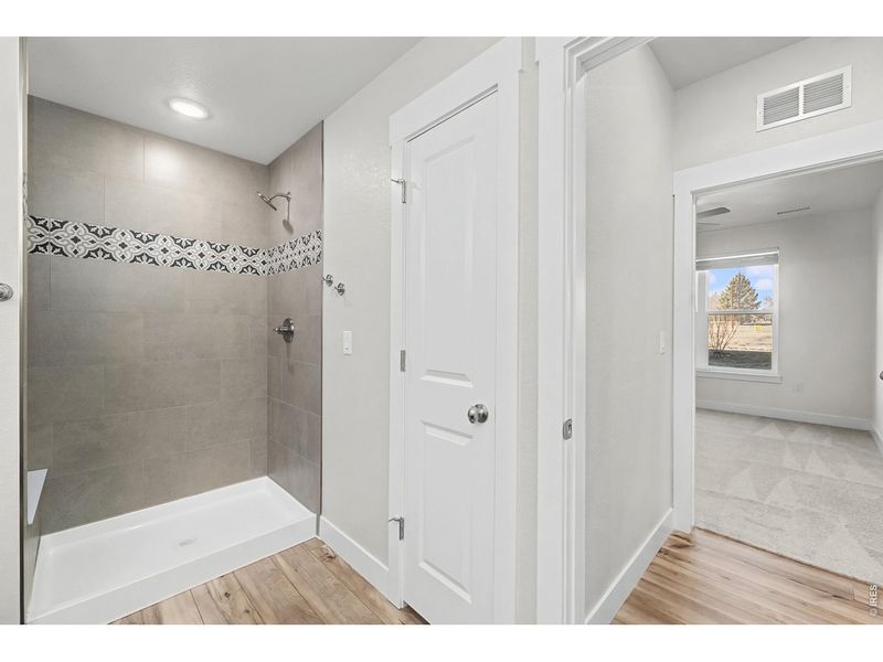 Spacious, unfurnished interior of a new home in , Longmont (Image 13). Spacious, unfurnished interior of a new home in , Longmont (Image 13).
