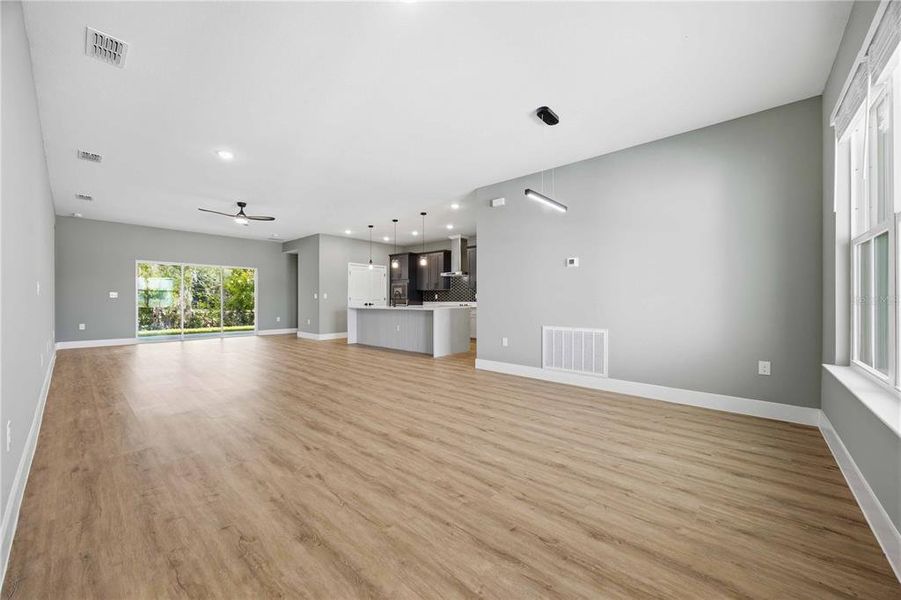 Spacious, unfurnished interior of a new home in , Winter Haven (Image 20). Spacious, unfurnished interior of a new home in , Winter Haven (Image 20).