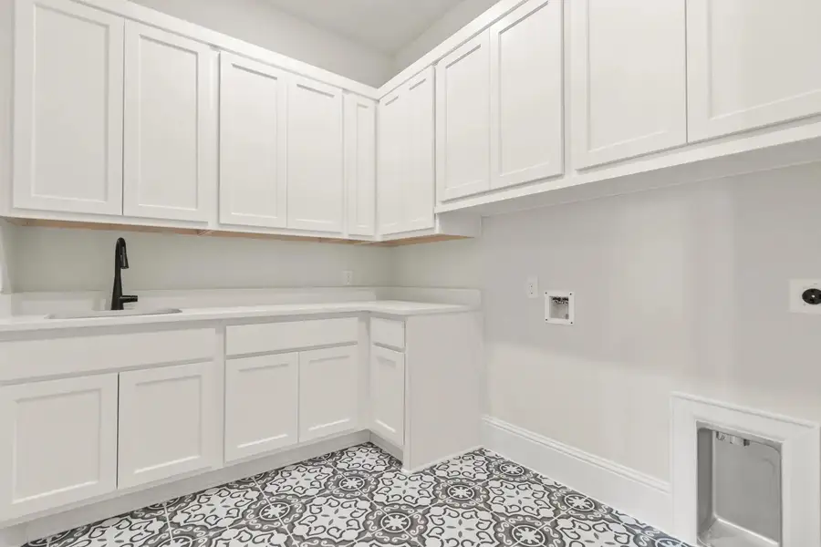 Callum Q Laundry room