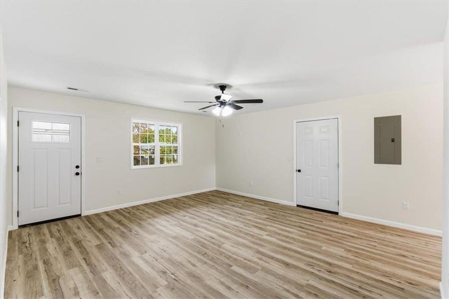 Spacious, unfurnished interior of a new home in , Rome (Image 14).