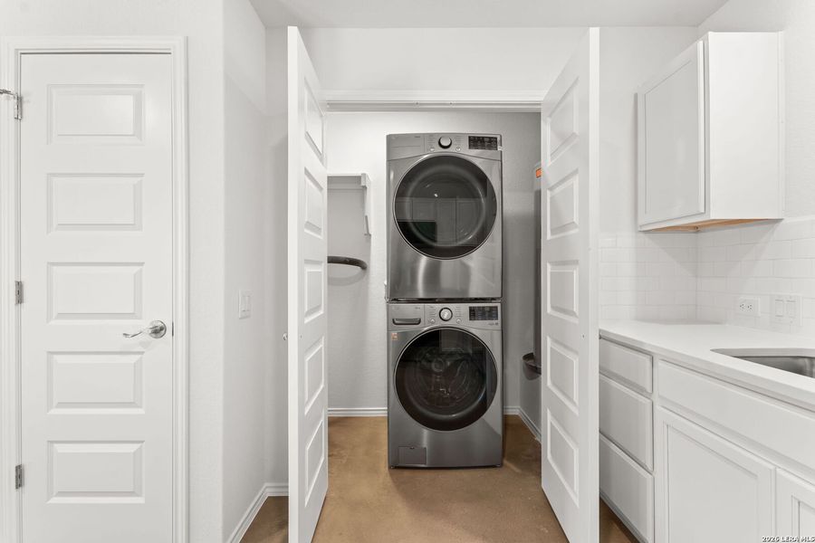 Furnished interior view inside a new home in , San Antonio (Image 4).