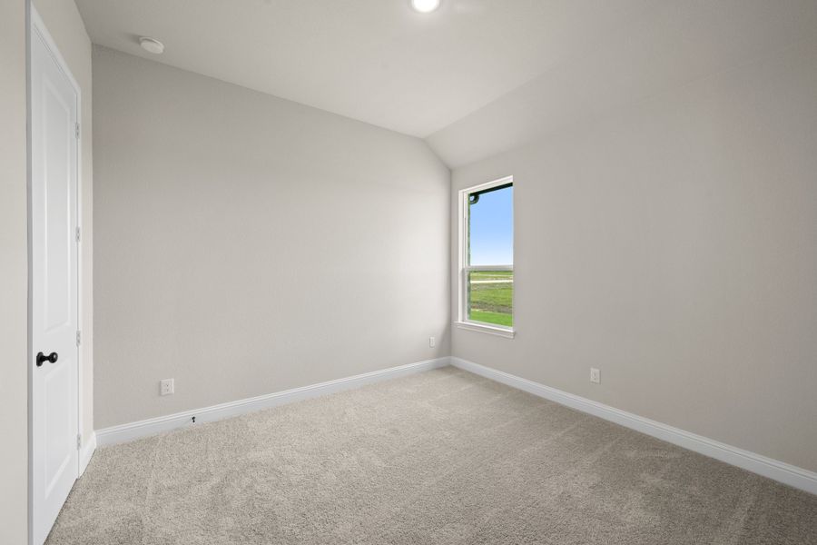 Spacious, unfurnished interior of a new home in Pecan Acres, Red Oak (Image 24). Spacious, unfurnished interior of a new home in Pecan Acres, Red Oak (Image 24).