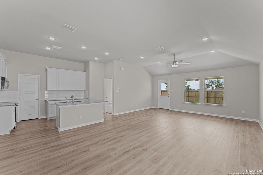 Spacious, unfurnished interior of a new home in Meadows at Clear Springs, New Braunfels (Image 30). Spacious, unfurnished interior of a new home in Meadows at Clear Springs, New Braunfels (Image 30).