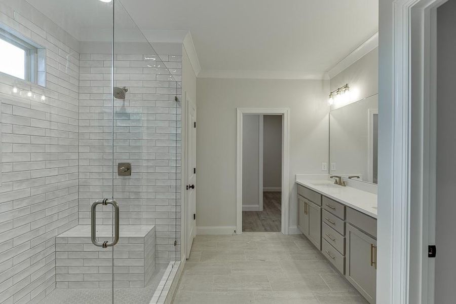 Furnished interior view inside a new home in , Jefferson (Image 6).